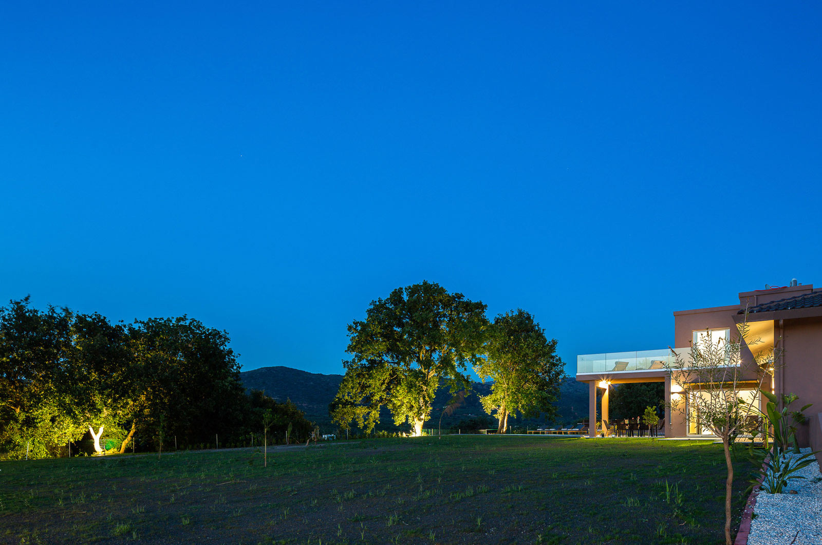 The garden of the hotel at night
